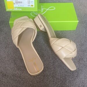 Beautiful new eggshell colour Sam Edelman sandals